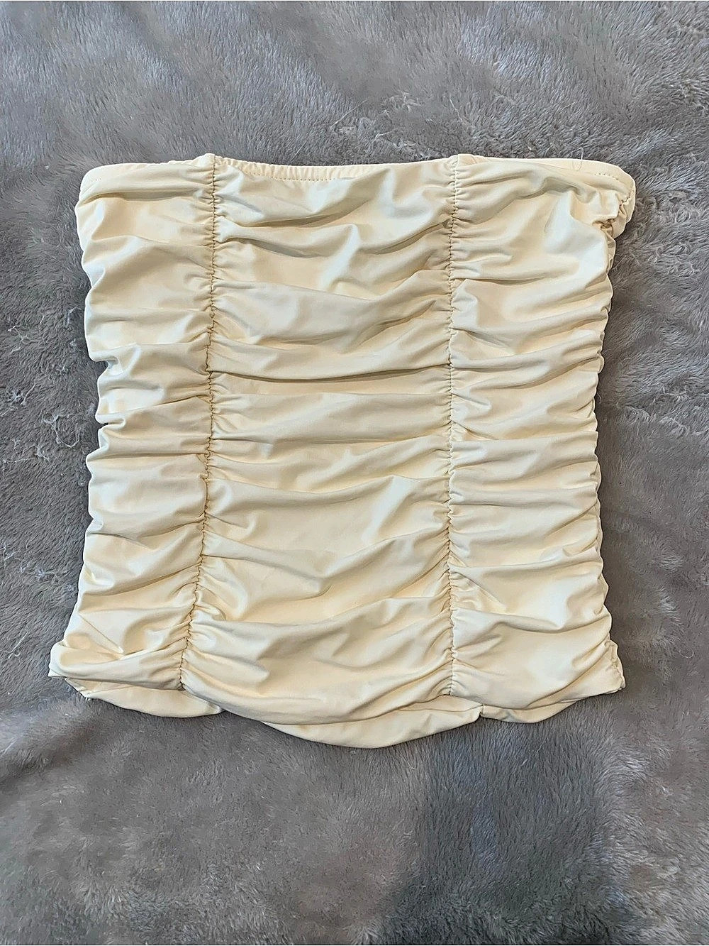 edikted Ruched Strapless Crop Top in Cream - Like New XS